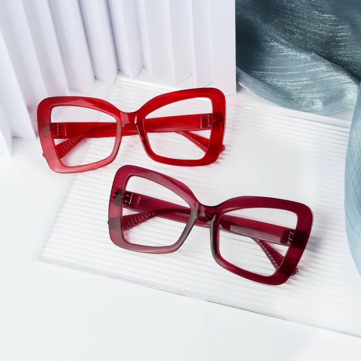 Oversized Screwless Metalless Cat-eye Reading Glasses 2315 - eyekeeper.com